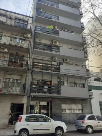 2 Ambientes Lavadero y cocina separada. Apto profesional